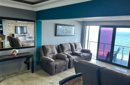 Bluff Casa | The Water View Suite