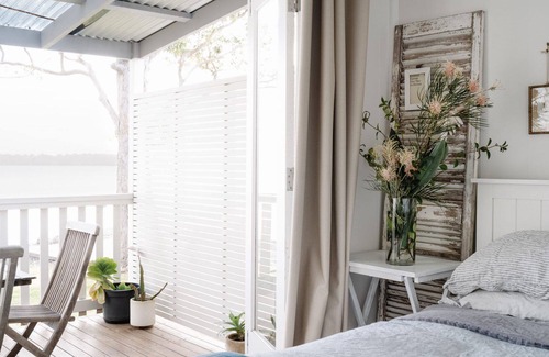 Erowal Bay Casa | The Waterfront House - 4pm Check Out Sundays