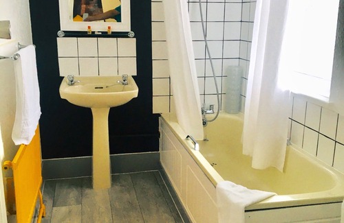Shanklin Casa | The Waterfront Inn