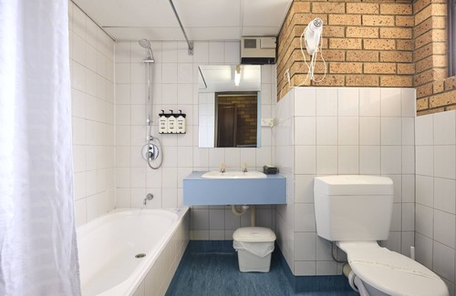 Swansea Hotel | The Waterloo Hotel