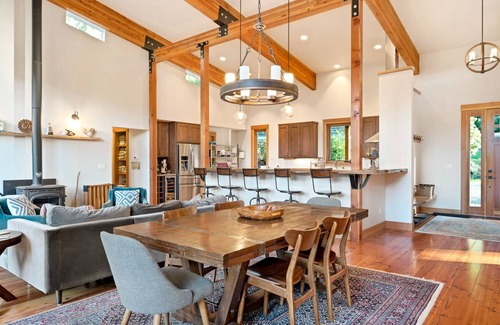Oregon Coast Casa | The Waterman Lodge