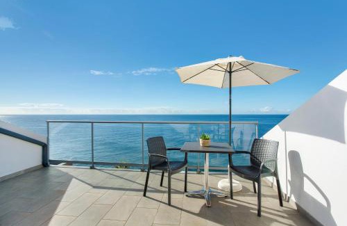 Jardim do Mar Apartamento | The Wave House - Oceanfront