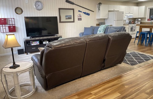 Sandusky Casa | The Wayward Sailor's Boathouse - Minutes to Cedar Point