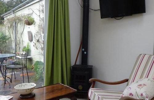 Dungannon Casa | The Weaver's Cottage