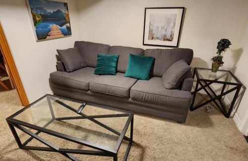 Kitchener Apartamento | The Weber Suite