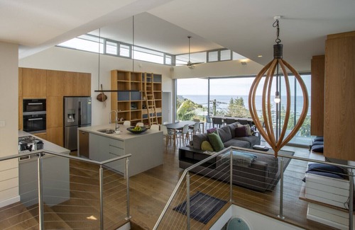 Whale Beach Casa | The Wedge - Commanding Position