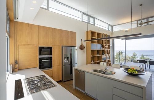Whale Beach Casa | The Wedge - Commanding Position