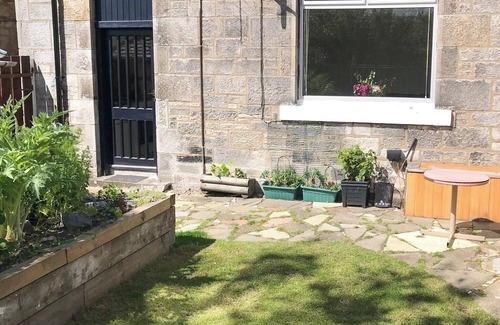 Dunfermline Cabaña | The Wee Cottage - UK42919