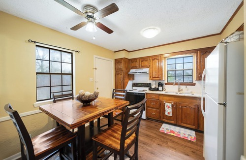 Texarkana Casa | The Welcome Lounge