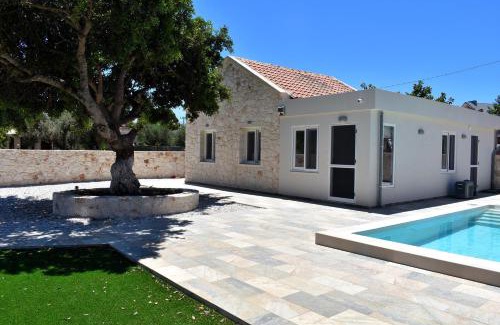 Stavros Villa | The Well, Stavros