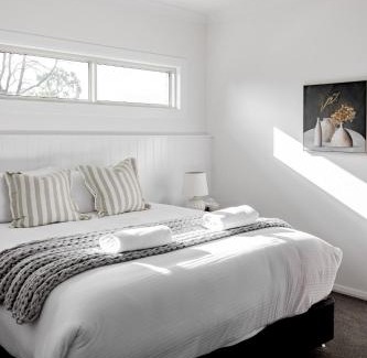 Broke Apartamento | The Wellness Farm Broke