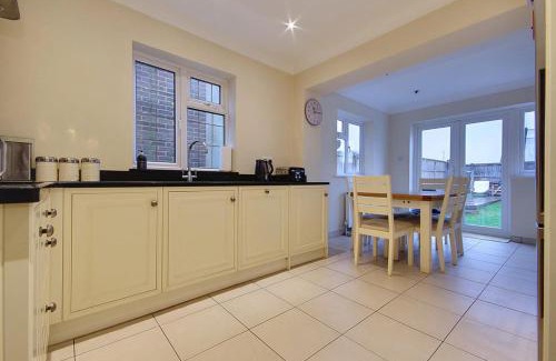Bournemouth Casa | The Wendy House