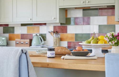 Yarmouth Casa | The Wendy House