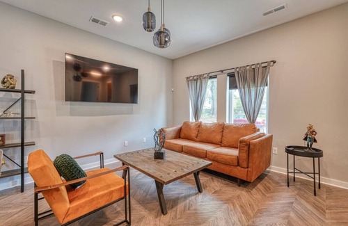 Parker Casa | The West Ant GVL Art District.