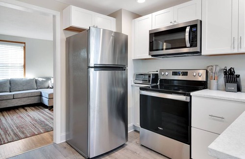 Cheektowaga Casa | The Westchester - Private, comfortable home minutes from the airport & shopping