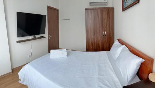 District 6 Apartamento | The Western Capital Apartment, Eric House