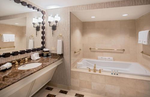 Downtown San Antonio Hotel | The Westin Riverwalk, San Antonio