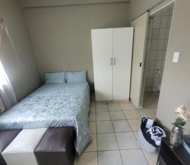 Greater Johannesburg Metropolitan Area Apartamento | The Westpoint -Modern ,secure apartment