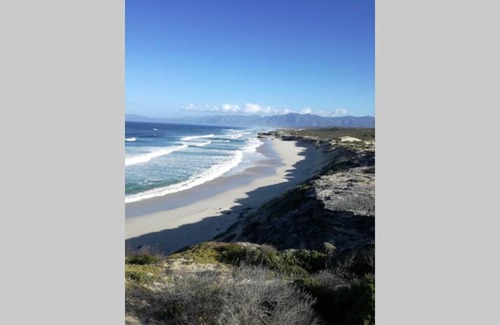 De Kelders Casa | The Whale House - De Kelders
