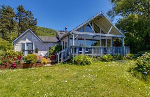Cloverdale Casa | The Whalen House