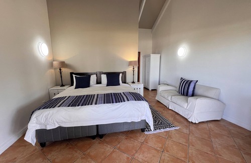 Plettenberg Bay Cama Y Desayuno | The Whaling Station Guesthouse