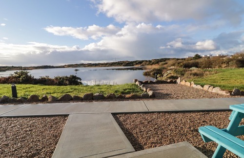 Burtonport Cabaña | THE WHEELHOUSE POD NO. 6, romantic in Burtonport, County Donegal