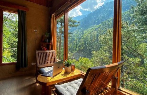 Gushaini Casa | The Whispering Woods, Tirthan Valley