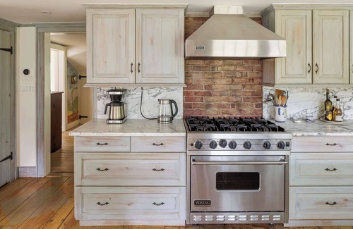 Craryville Casa | The Whistling Oak: Pristine Pond | Tranquility