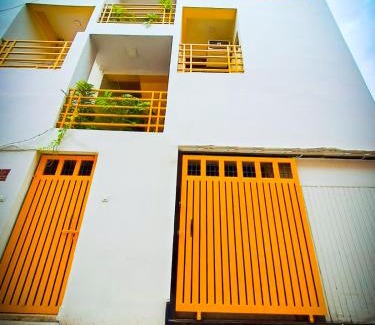 Varanasi Hotel | The White Canyon
