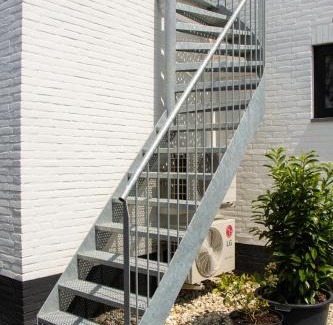 Tholen Apartamento | The White House Apartment
