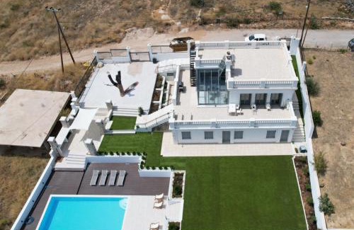 Rafina Villa | The White House Beach Villa