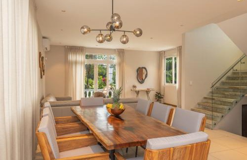 La Fortuna Casa | The White House