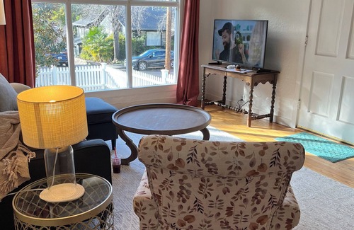 Auburn Casa | The White House - historic Auburn bungalow near downtown - 30 plus day rental