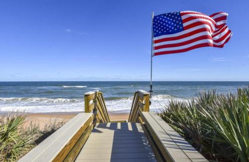Painters Hill Casa | The White House on Flagler Beach - All