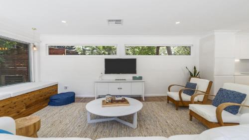 Pearl Beach Casa | The White House - Pet Friendly & Firepit