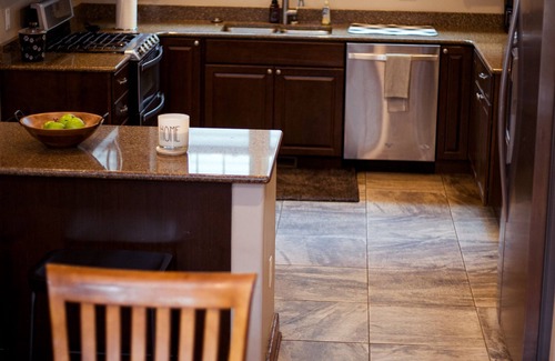 Champaign Casa | The White House, pet friendly home in downtown CU