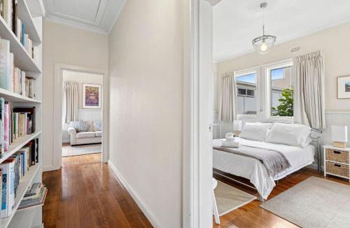 Apollo Bay Casa | The White House Prime Location and Oozing Character
