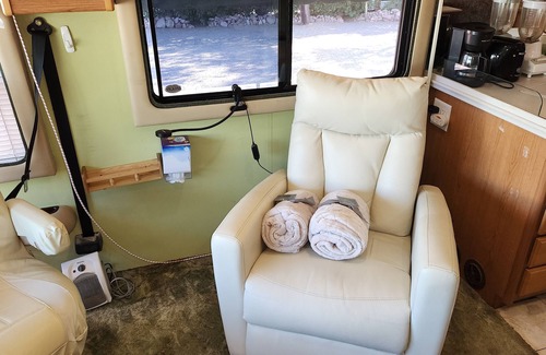 Tubac Casa | The White House RV, A UNIQUE RENTAL IN THE HEART OF TUBAC VILLAGE, AZ