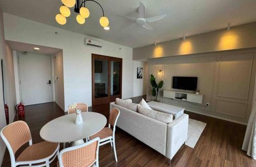 Maluri Apartamento | The White House UNA opposite Sunway Velocity Mall