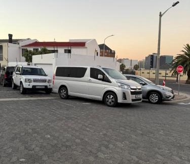 Cape Town City Centre Villa | The White House - Zonnebloem