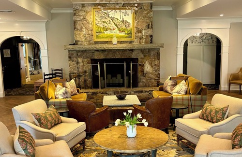 Hale's Location Complejo | The White Mountain Hotel & Resort