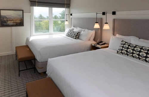 Hale's Location Complejo | The White Mountain Hotel & Resort