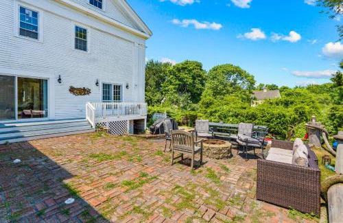 South Dennis Casa | The White Pillars
