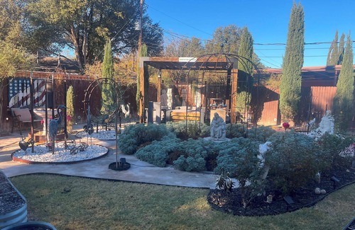 Midland Apartamento | The White Room in Haynes AVe.
