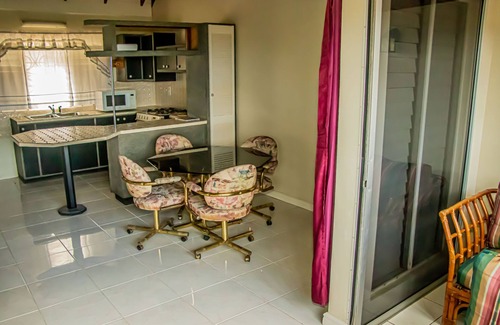 IronShore Estates Casa | The Whytehouse Villa