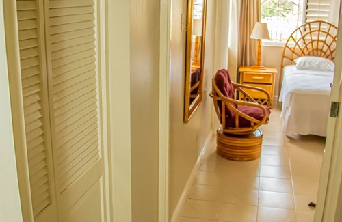 IronShore Estates Casa | The Whytehouse Villa