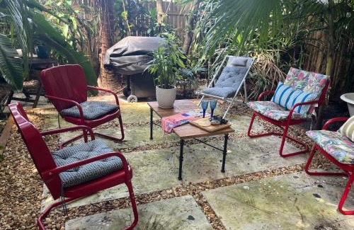 East Little Havana Chalet De Esquí | The Wild Rose