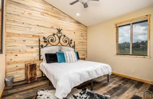 Alton Casa | The Wildflower Hitchin Barn Near Zion and Bryce