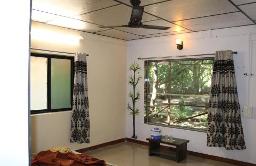 Gir National Park Complejo | The Wilds Villa Gir Jungle Stay with Swimming Pool
