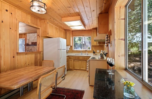 Alta Cabina | The Wildwood Cabin - Tahoe National Forest